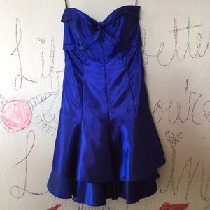 Homecoming 1980s fashioned dress
